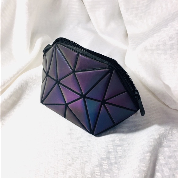 🔥HOST PICK! Unique Trendy Green/Black Geometric - Picture 3 of 6